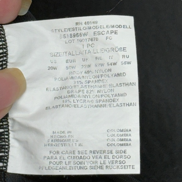 Miraclesuit Plus Size 20W Escape Underwire One Piece Swimsuit Must Haves Black - Picture 9 of 15